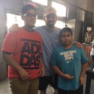 Meet your Posher, Usmaan